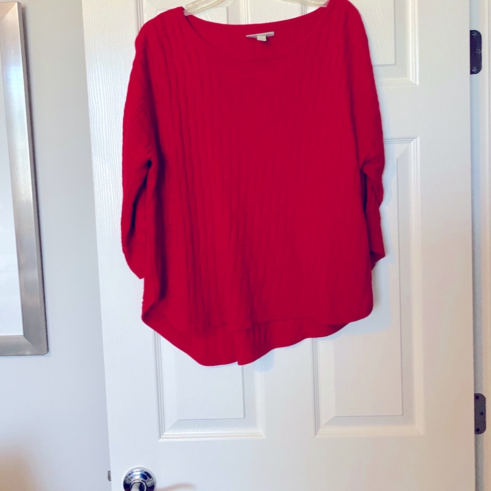 Lovely red sweater size XL